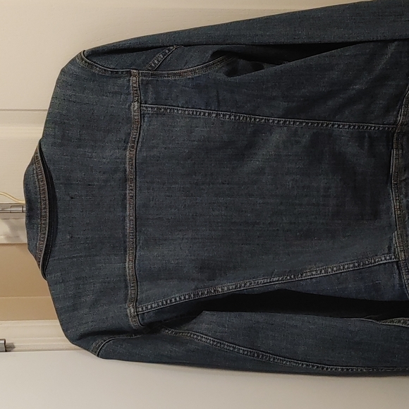 Ladies plus size Joe Fresh jean jacket - Picture 4 of 5